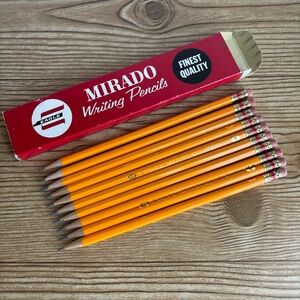 Vintage Eagle Mirado Made in USA Pre Sharpened Writing Pencils
